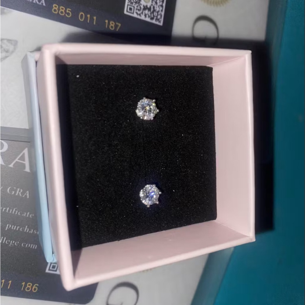 Elegant Silver Stud Earrings